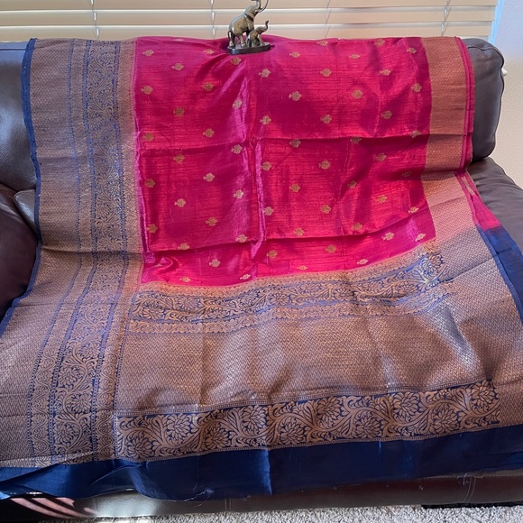 Gorgeous Handloom Pure Ghicha Tassur Silk Saree With Antique Zari - Picture 2 of 3